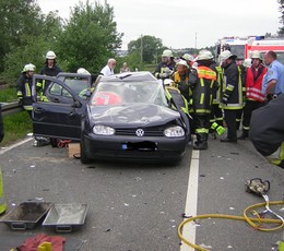 2009-05-17 Hilfeleistung: Verkehrsunfall