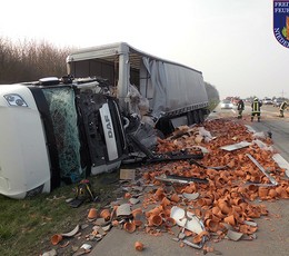 2015-03-19 Hilfeleistung: Verkehrsunfall mit LKW auf der BAB3