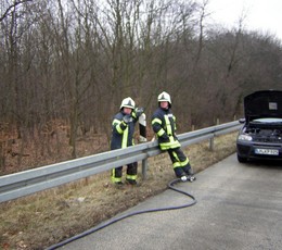 2012-02-17 Feueralarm brennt PKW A3 AS Bad Camberg